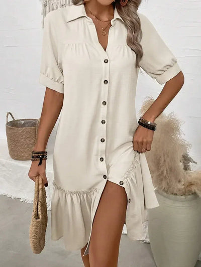Aliyah | Kleid mit Knöpfen und romantischem Volant-Detail