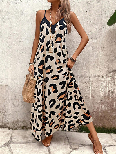 Elena | Sommerkleid mit dünnen Trägern, offenem Rücken und grafischem Druck