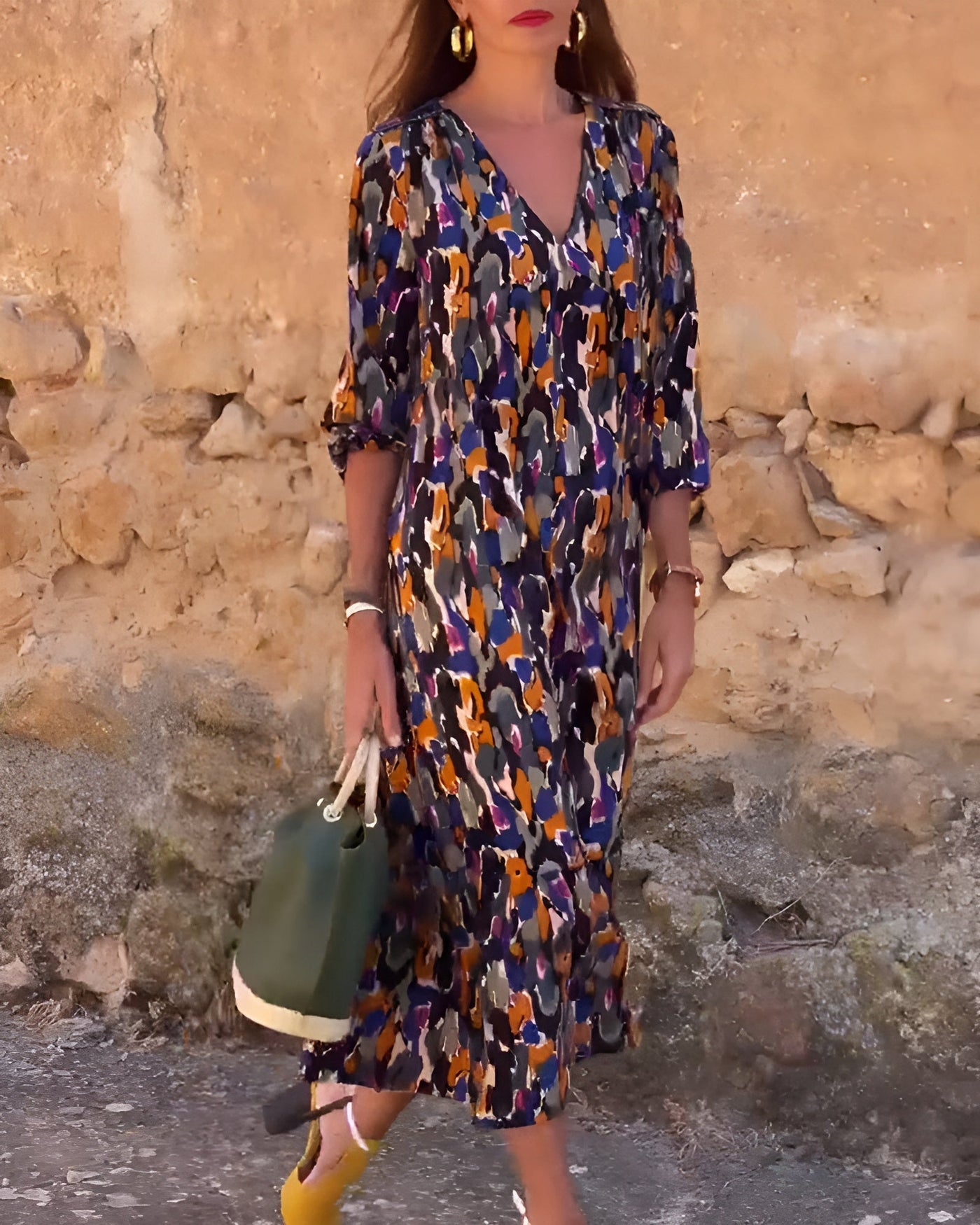 Nathalie | Kleid mit V-Ausschnitt und Retro-Druck
