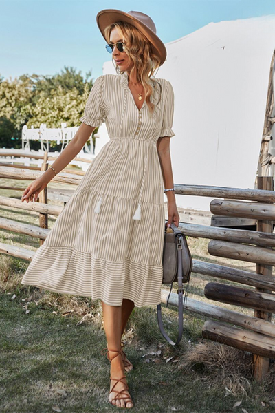 Lucia | Stilvolles Frizzante mit Midi-Kleid in Streifen mit Fransen