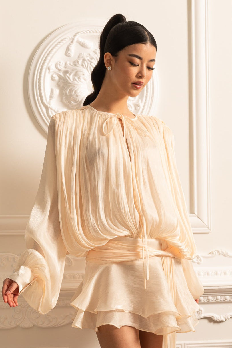 Drapiertes Langarmkleid mit Minirock und gerafftem Taillenbund - Ivoire