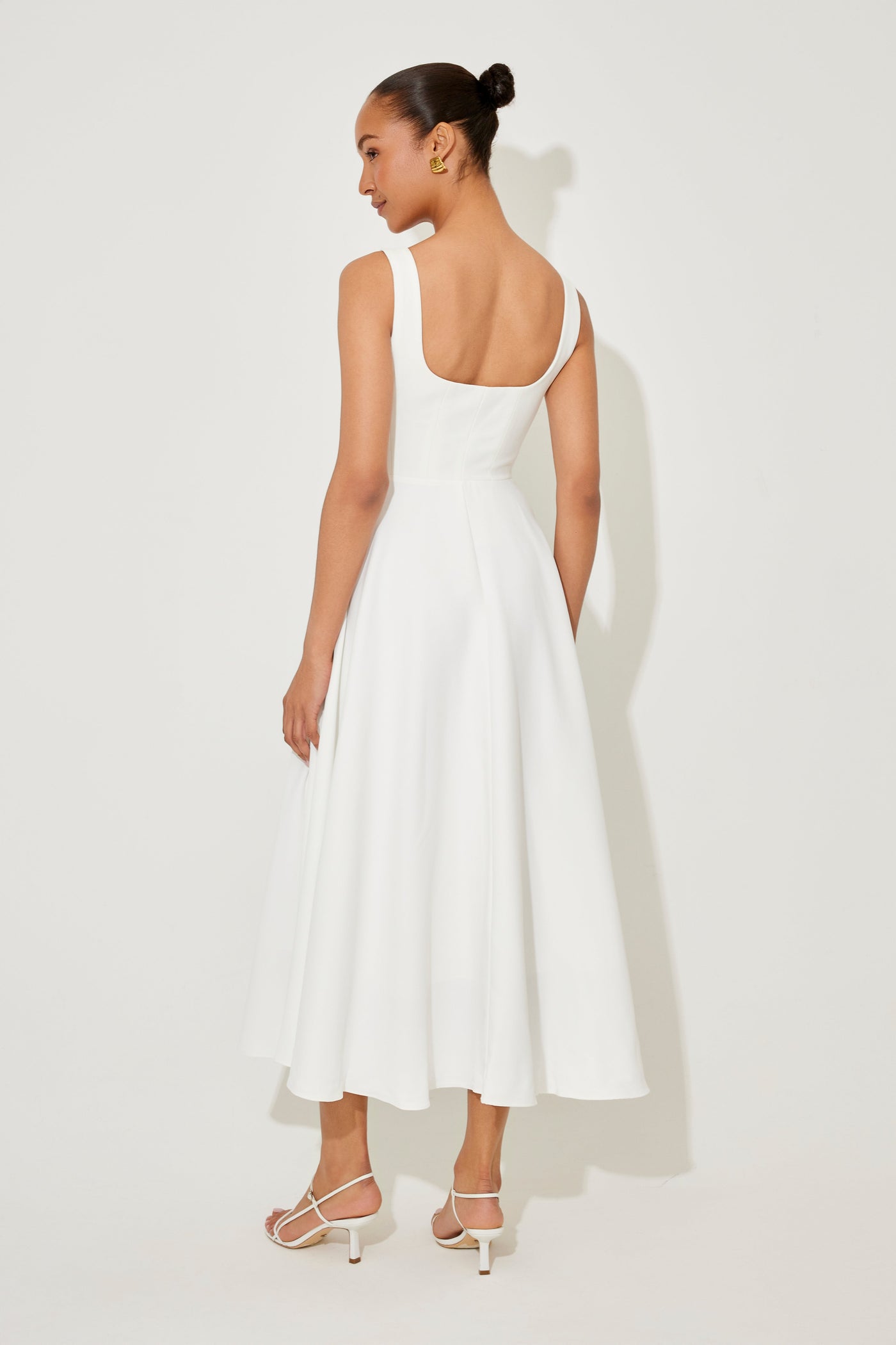 Amelia | Zeitloses Fließendes Midi-Kleid