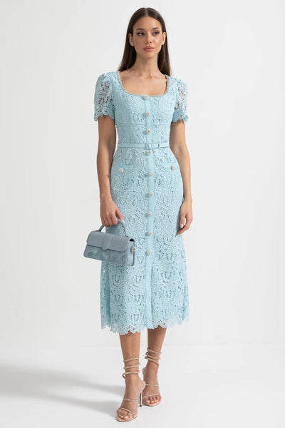 Zartes Azurblaues Spitzen-Midi-Kleid - Babyblau