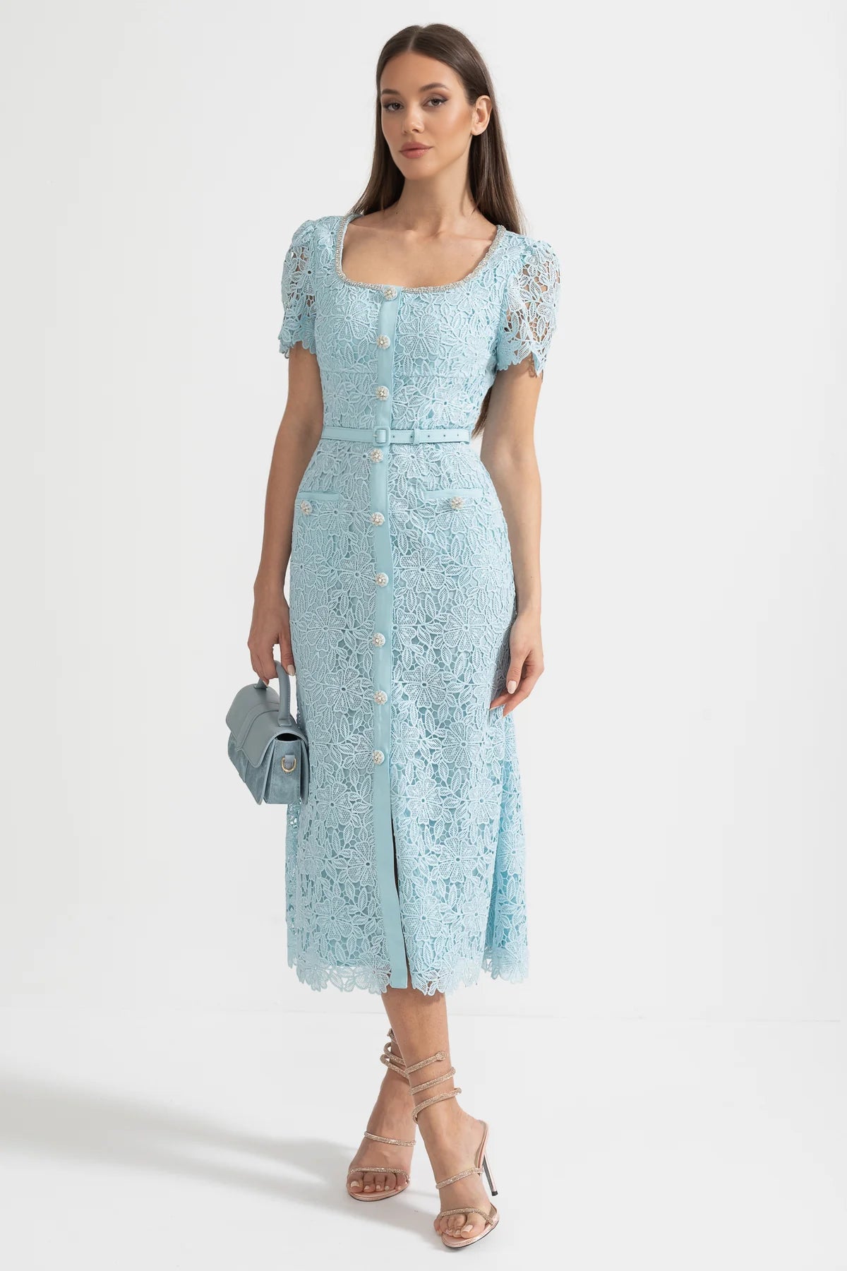 Zartes Azurblaues Spitzen-Midi-Kleid - Babyblau