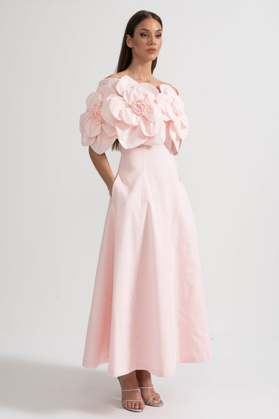 Off-Shoulder Midi-Kleid mit großen Stoffblumenakzenten