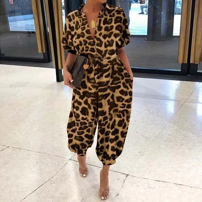 Anneliese™ | Leoparden-Jumpsuit mit V-Ausschnitt