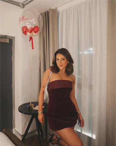 Feminova™ | Off-Shoulder Mini Kleid