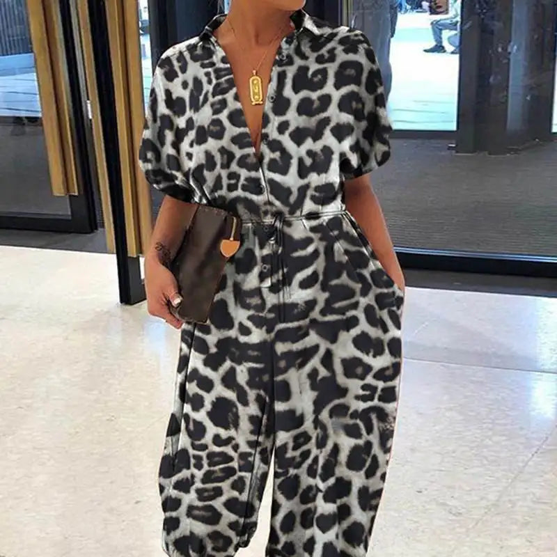 Anneliese™ | Leoparden-Jumpsuit mit V-Ausschnitt