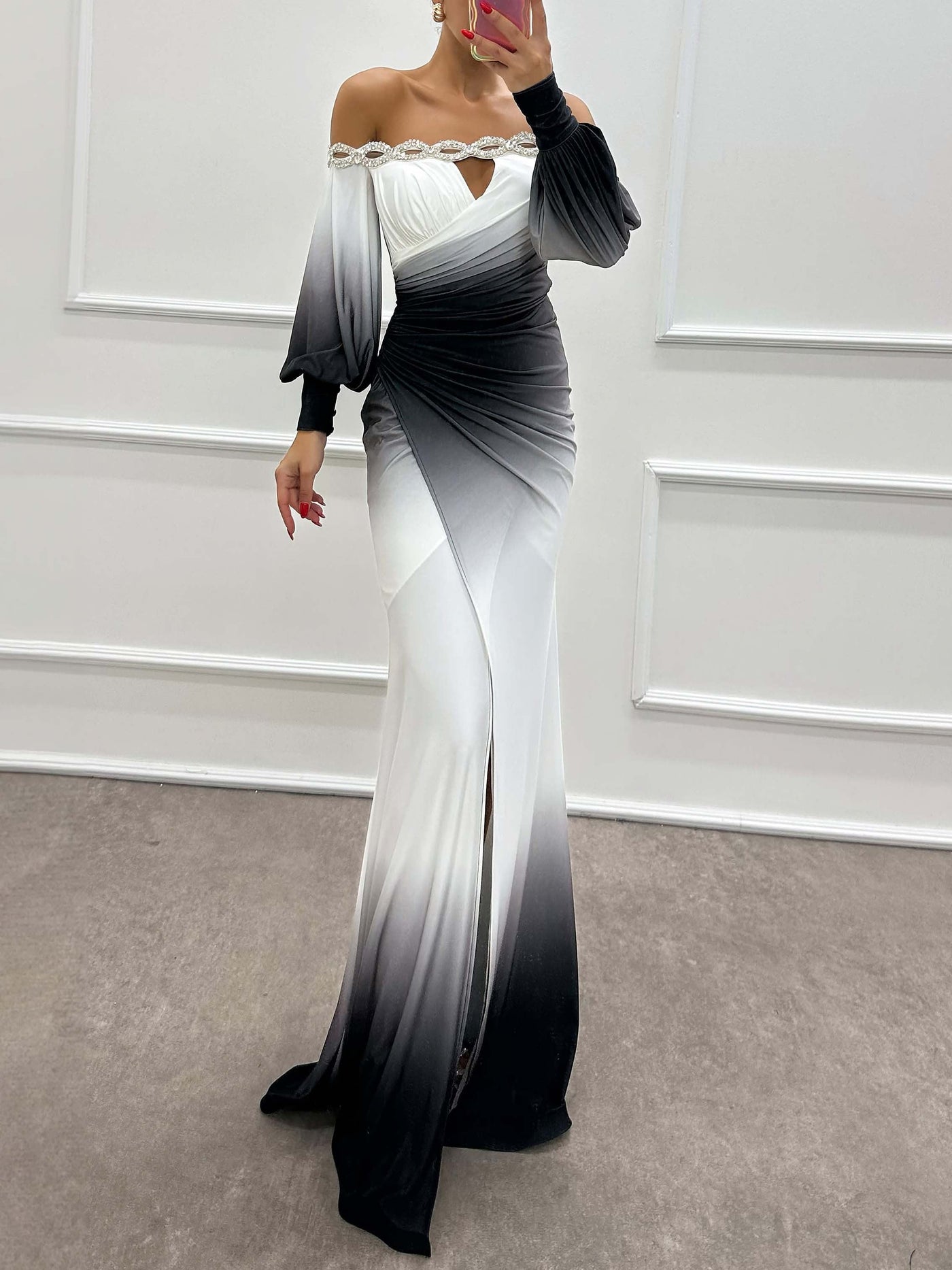 Julieta | Schulterfreies Abendkleid mit Farbverlauf