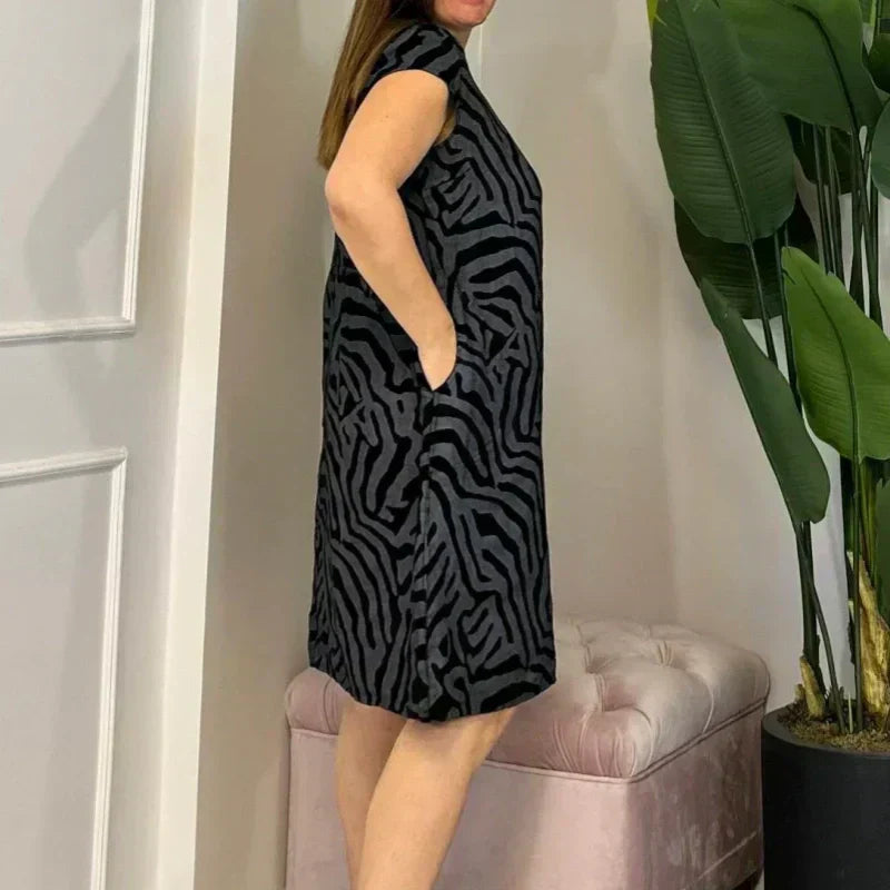 Vera | Kleid mit Sommerdruck und Rundhalsausschnitt